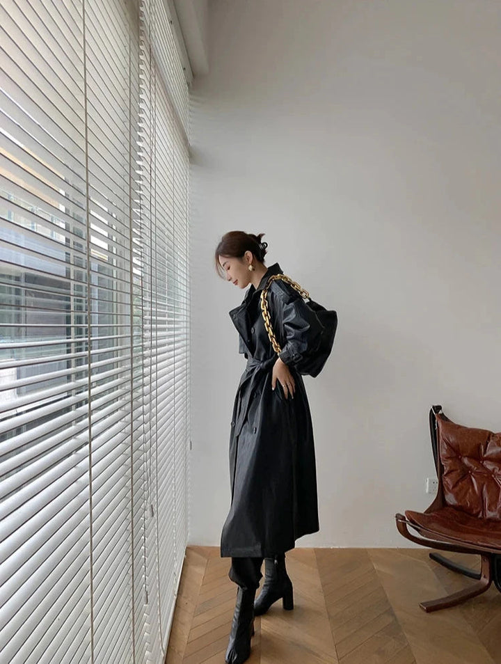 Eleganter Langer Ledermantel Mit Gürtel Für Damen | Perfekt für Alltägliche Anlässe