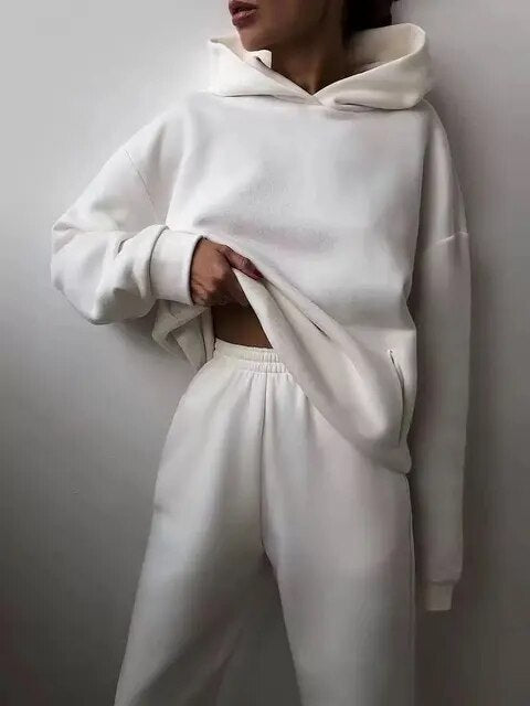 Clara | Ensemble sweat confortable pour femme avec capuche et pantalon de jogging