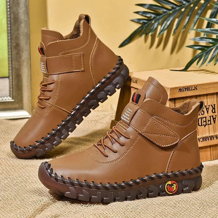 Casual ankle boots made of vegan leather with flat heel for women | Perfect for Casual Days