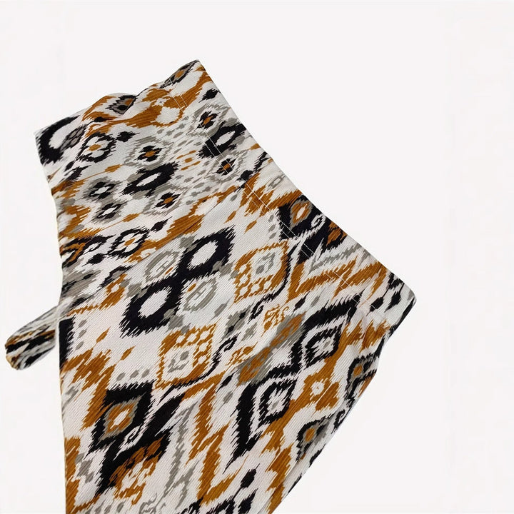 Pantaloni larghi da donna in design etnico alla moda