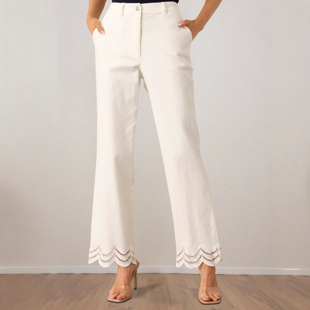 Pantaloni eleganti da donna, taglio ampio con rifinitura decorativa in pizzo