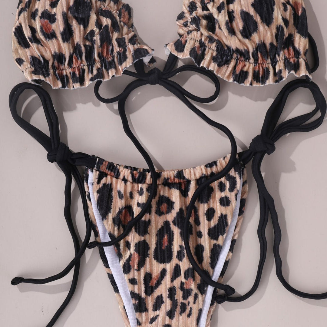 Bikini a triangolo da donna con motivo leopardato giocoso e lacci regolabili