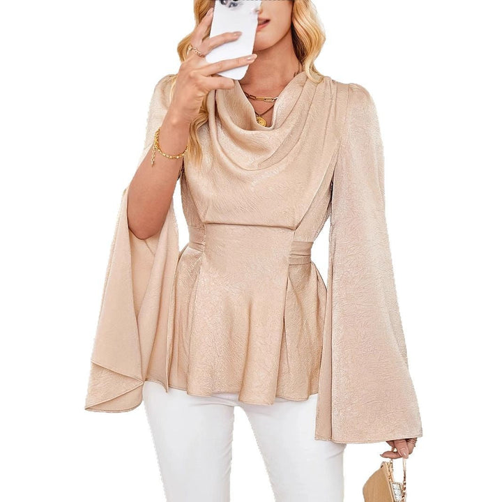 Top elegante da donna con scollo drappeggiato e maniche fluide