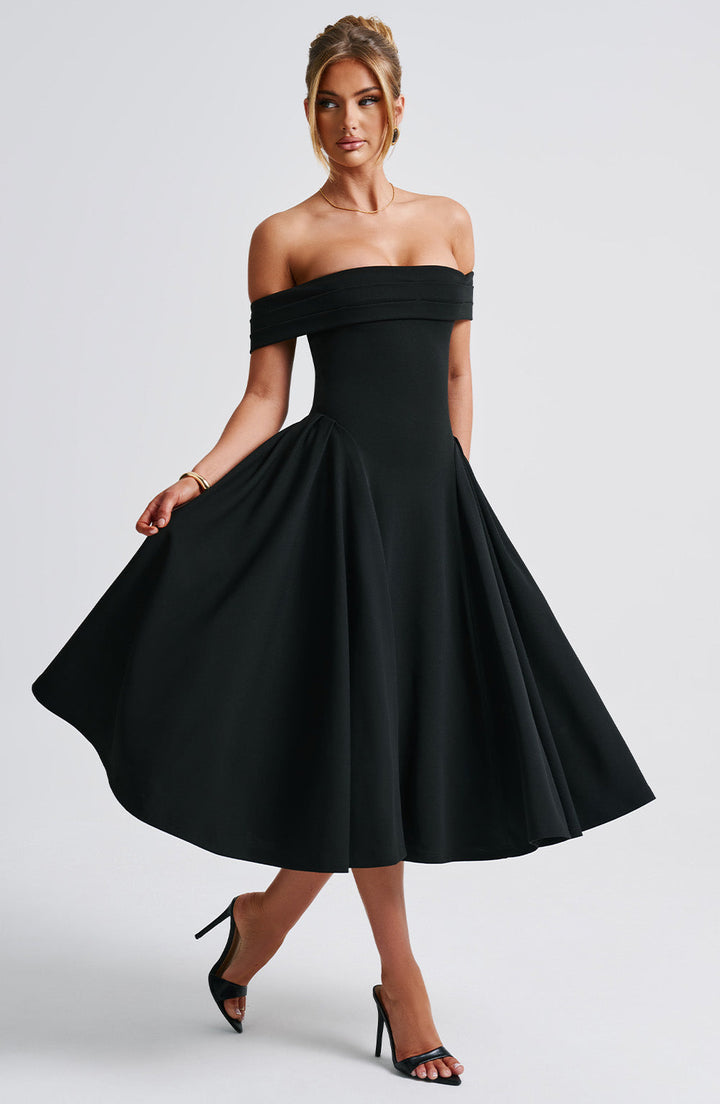 Robe midi femme élégance – épaules dénudées, coupe trapèze, tissu structuré