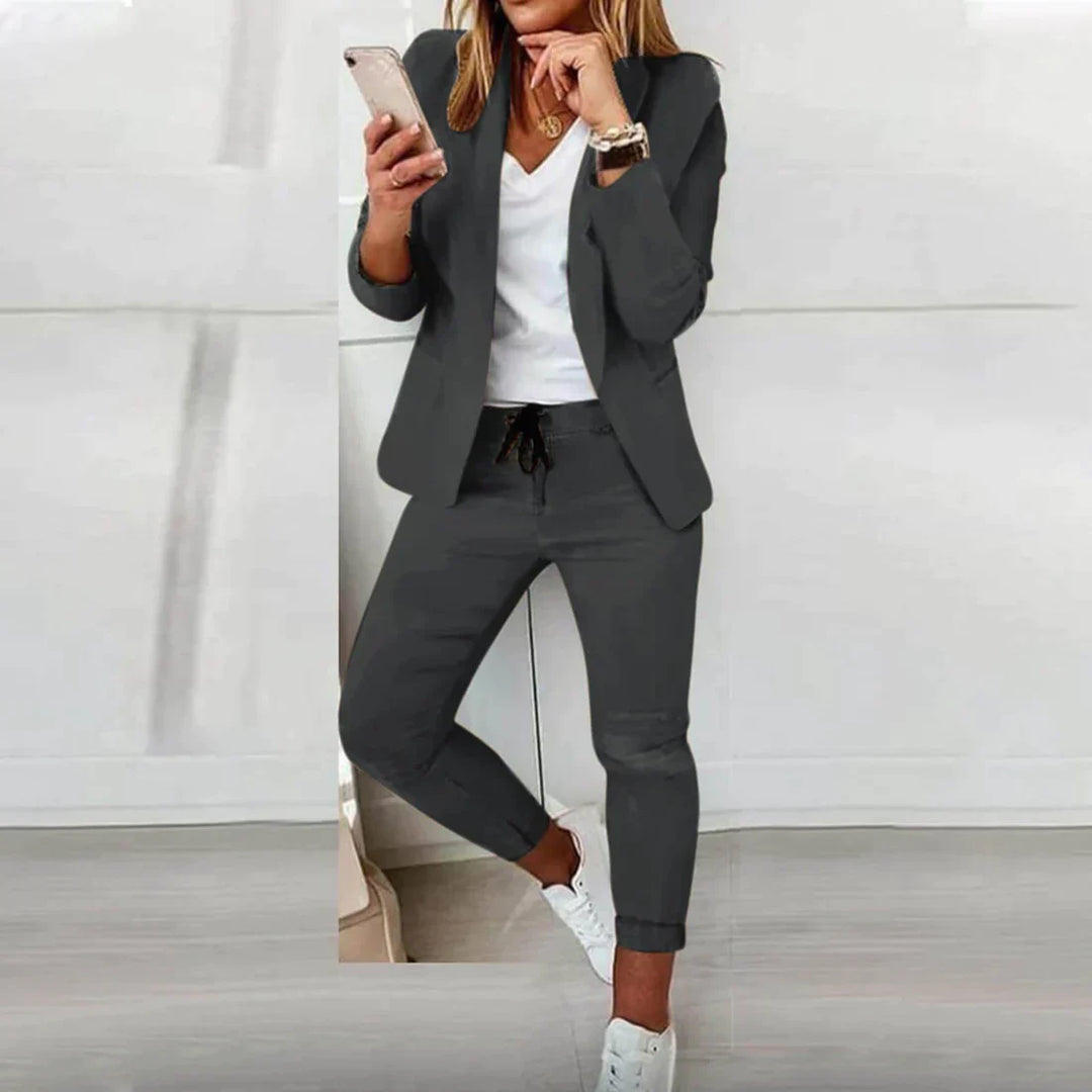 Damen Jogginganzug mit Blazer – Zweiteiliges Set aus Business-Blazer & Jogpants für Alltag, Büro & Freizeit