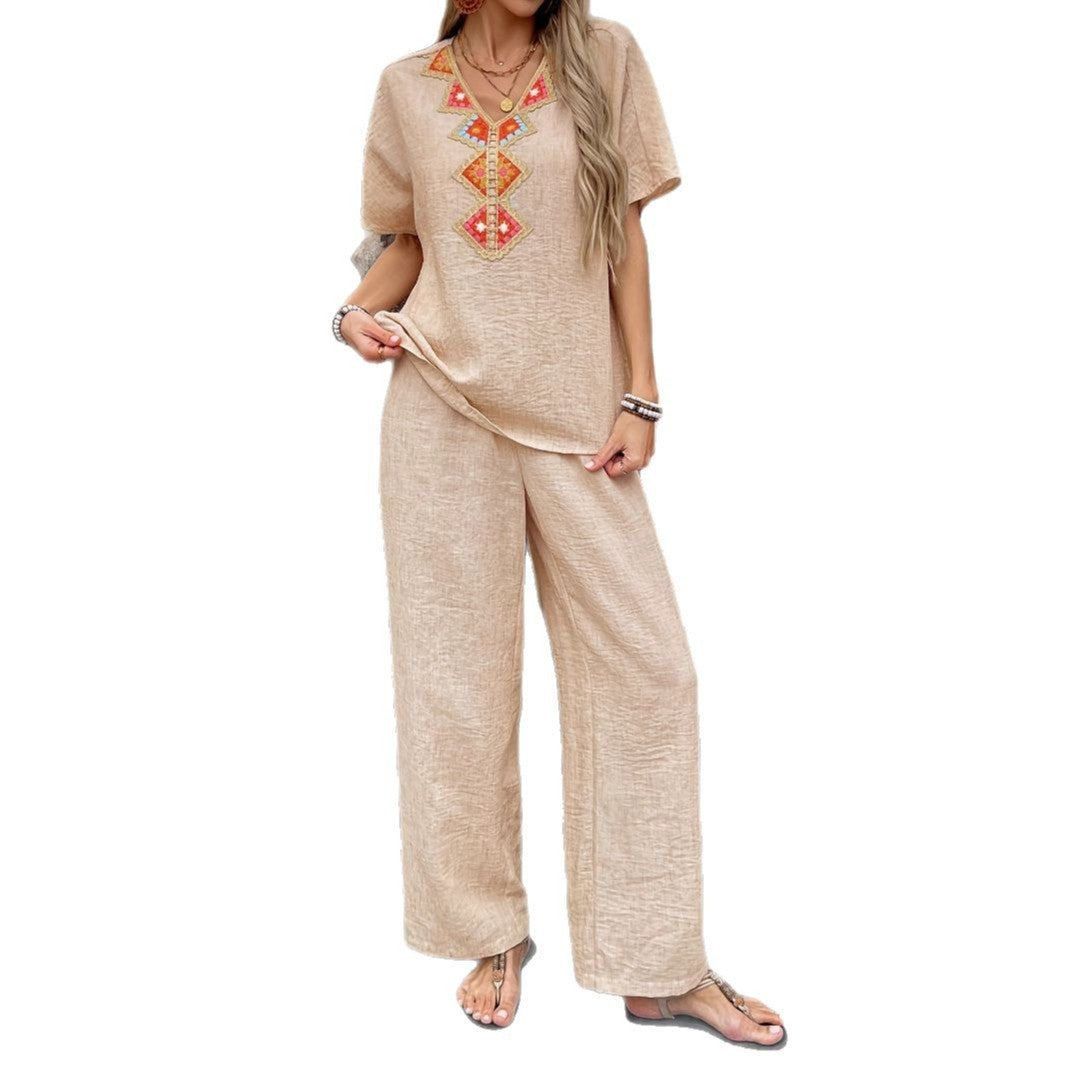 Set da donna comodo ed elegante di abbigliamento da casa con top ricamato