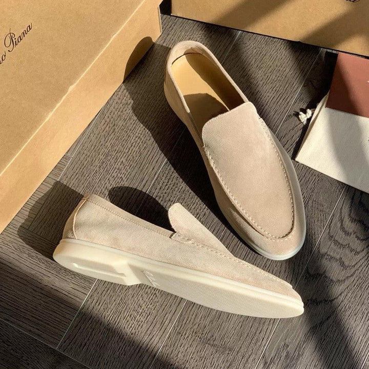 Elegant men's loafers made of suede – Comfortable slip-on casual shoes with non-slip sole