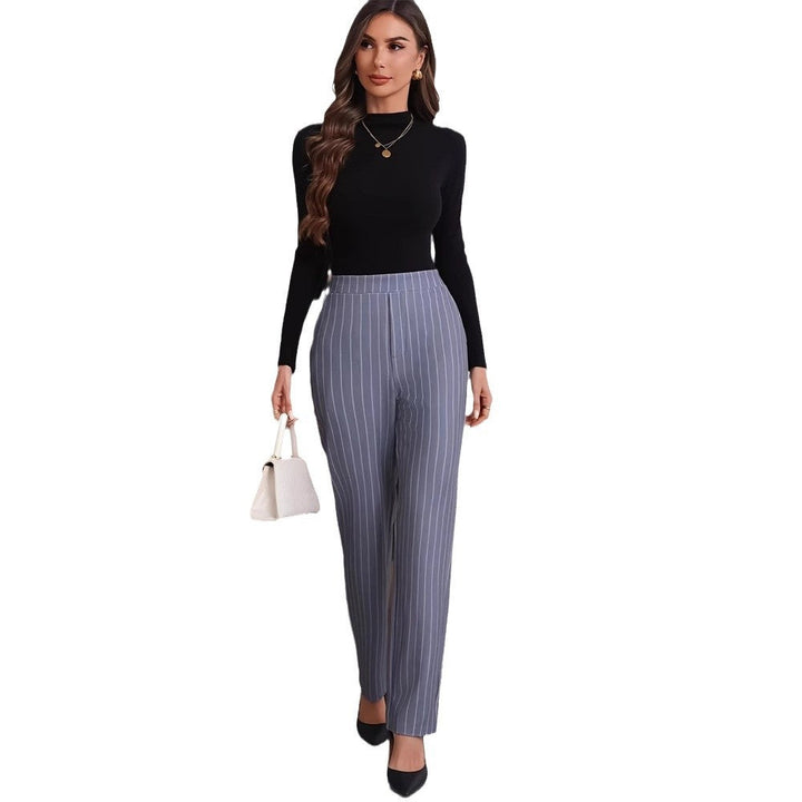 Pantaloni da donna eleganti a righe per il business