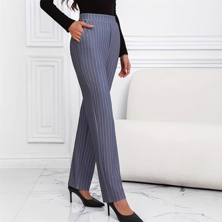 Pantaloni da donna eleganti a righe per il business