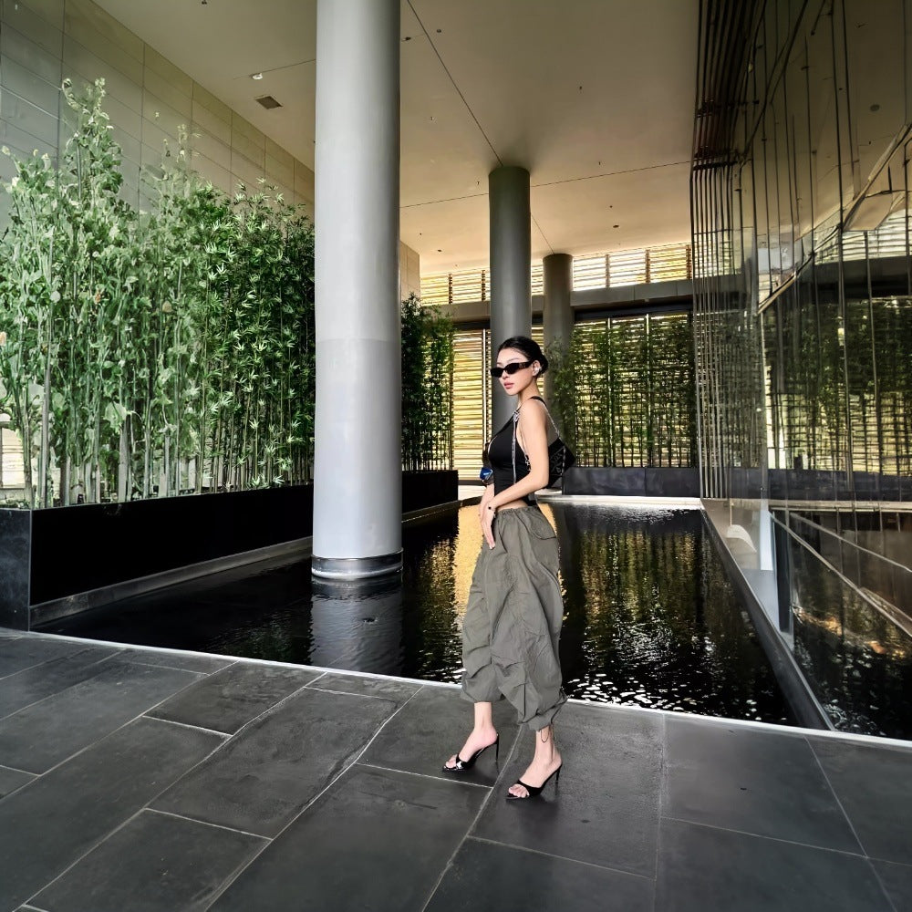 Damen Badeanzug mit innovativem Cut-Out-Design und asymmetrischen Trägern