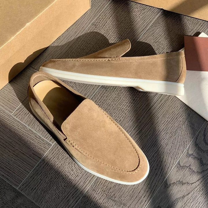 Elegant men's loafers made of suede – Comfortable slip-on casual shoes with non-slip sole