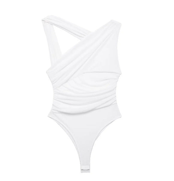 Elegante costume da bagno da donna con design avvolgente e dettaglio modellante