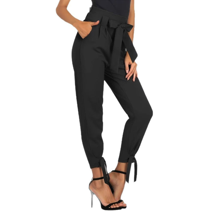 Pantaloni chino eleganti da donna con cintura annodata e polsini larghi