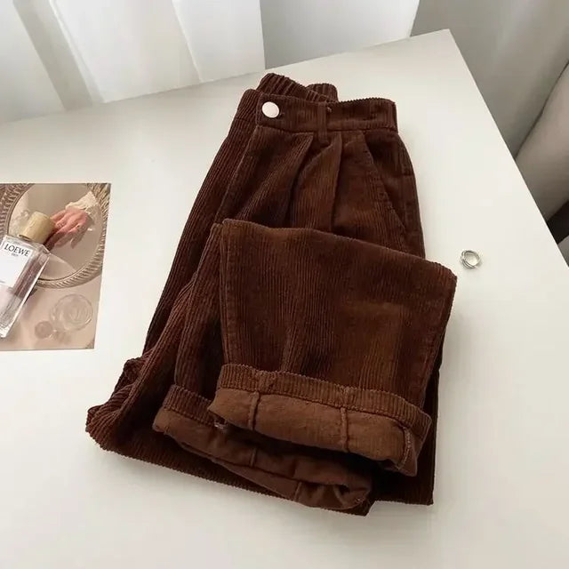 Mia - Pantalon en velours côtelé stylé avec taille haute