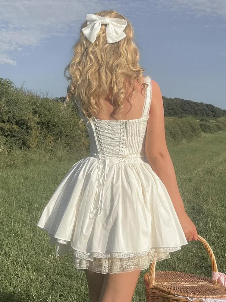 Arnetta - Robe courte - Élégante - Design polyvalent - Pour soirées pour femmes