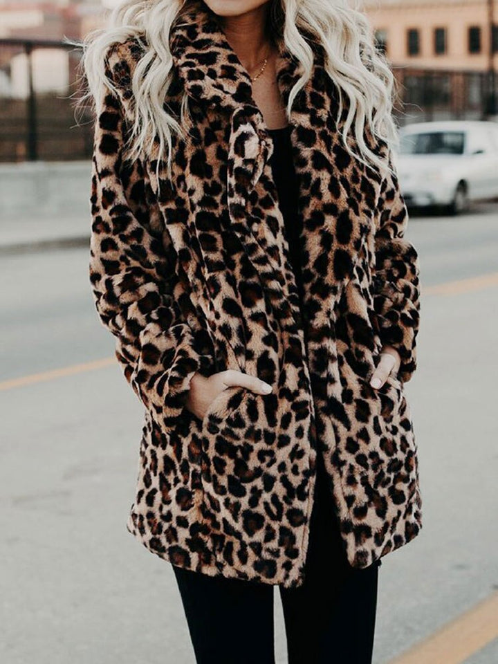 Cappotto invernale leopardato
