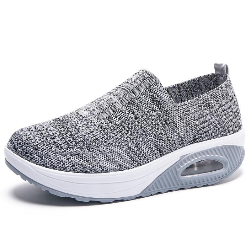 Slippers with air sole