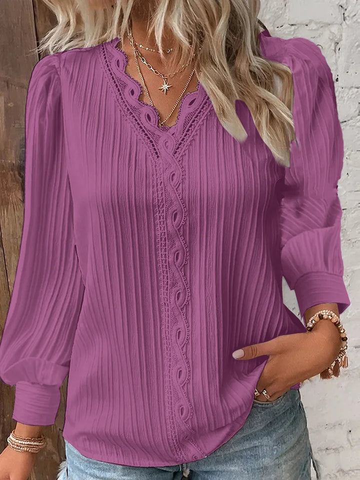 Camicetta da donna con pizzo e scollo a V – elegante e ariosa per tutti i giorni e l'ufficio