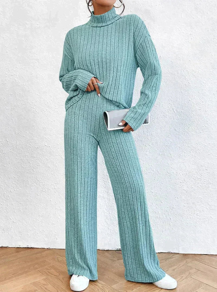 Margaux | Ensemble tricoté 2 pièces avec pull à col roulé et pantalon