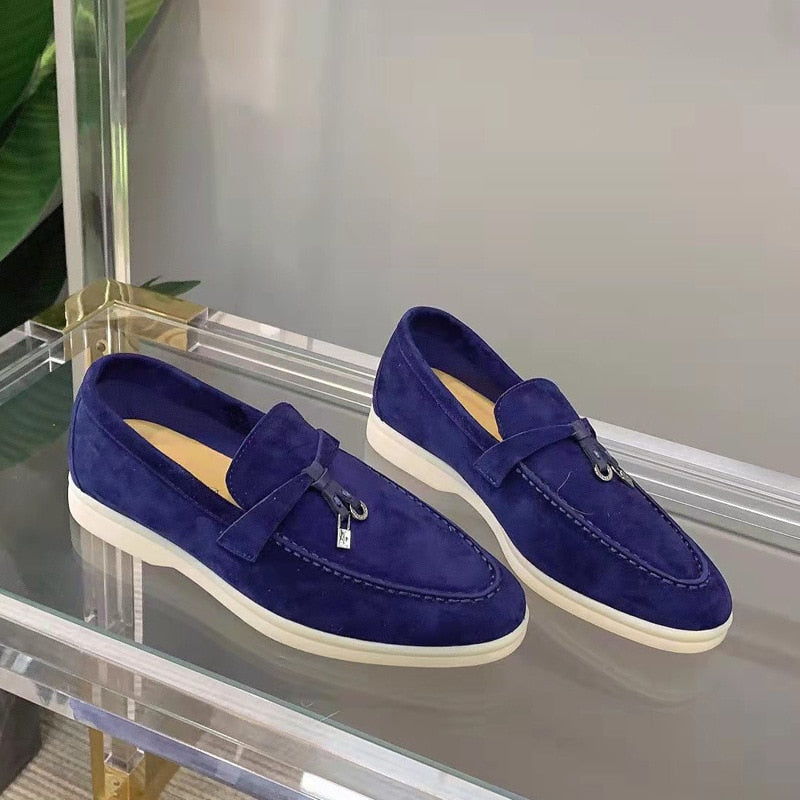 Sara Suede Loafers | Klasyczny i elegancki design, który z pewnością przyciąga uwagę