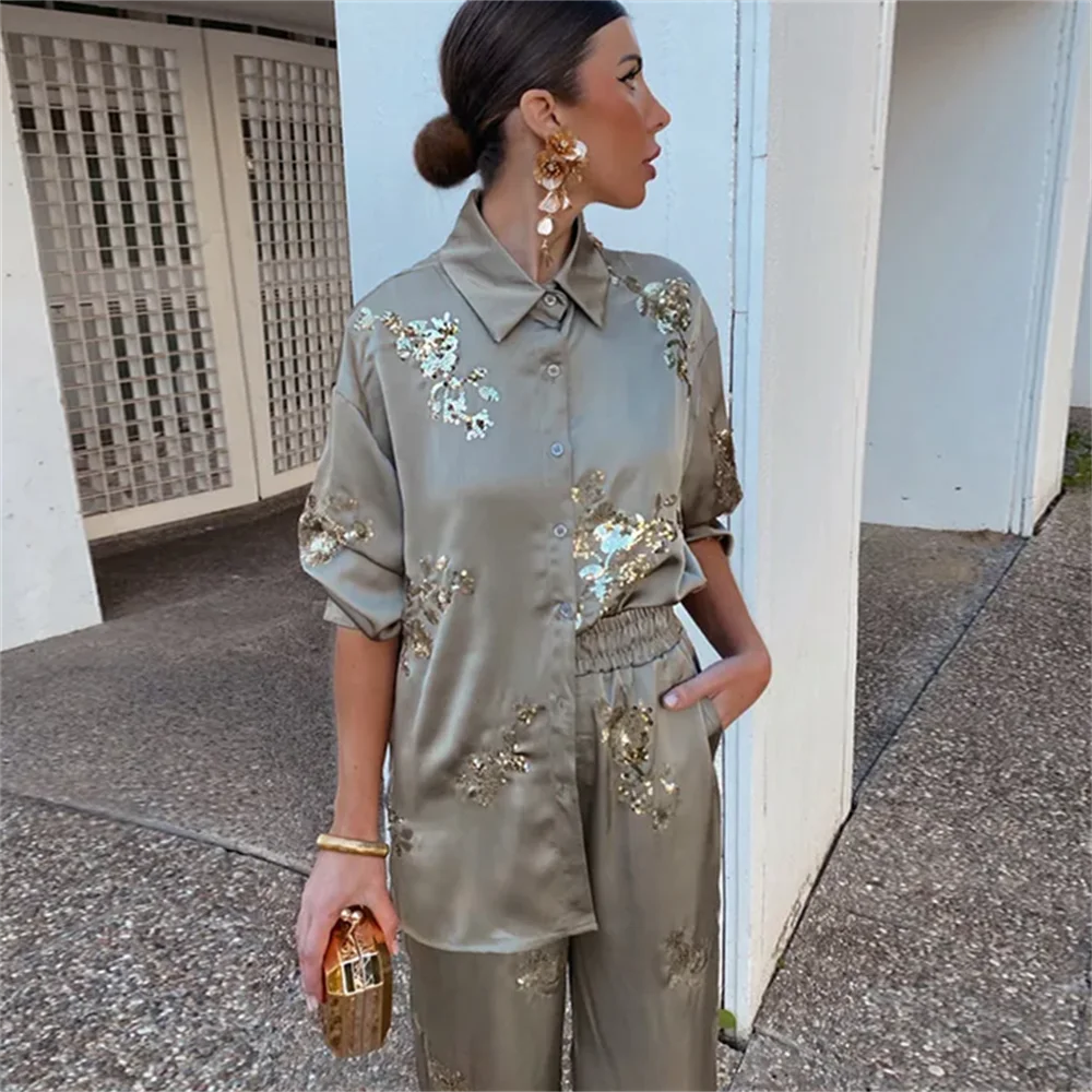 Eleganter Zweiteiler für Damen – Satin-Hose & Bluse Set mit Glitzer-Details