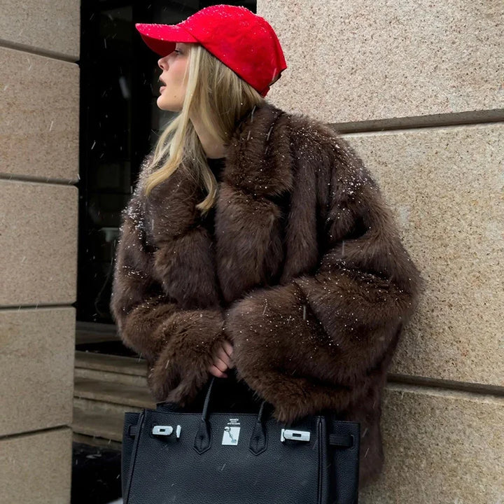 Jocelyn - Übergroße Winterjacke aus Pelz