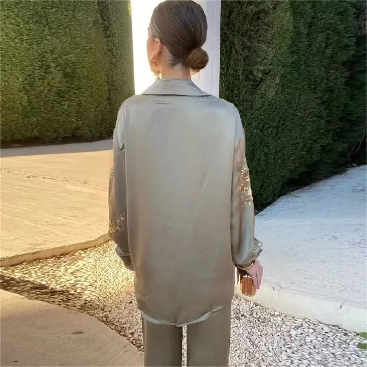 Eleganter Zweiteiler für Damen – Satin-Hose & Bluse Set mit Glitzer-Details