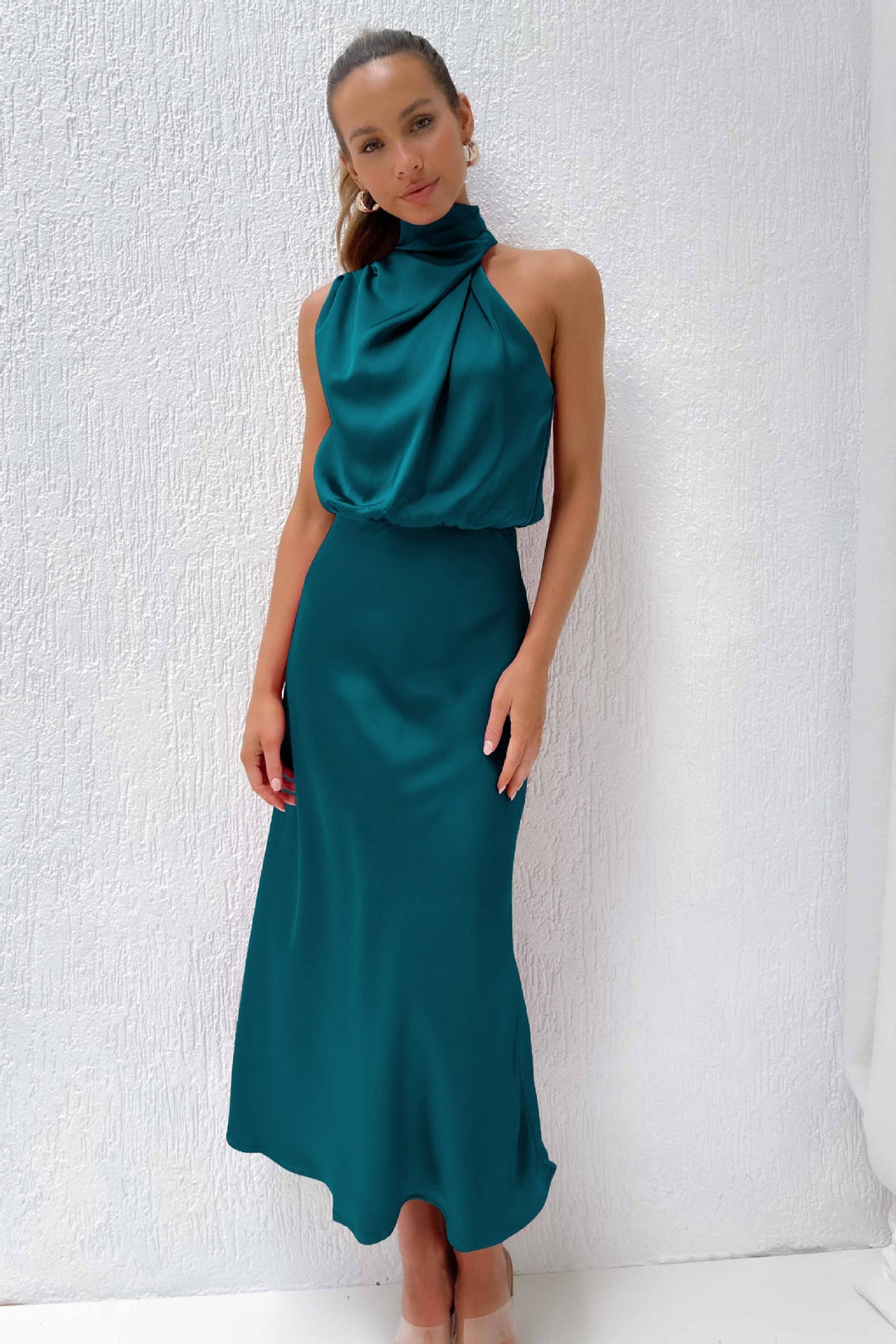 Aure Robe de soirée élégante – Silhouette féminine & design raffiné