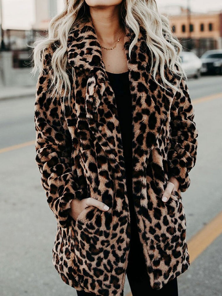 Cappotto invernale leopardato