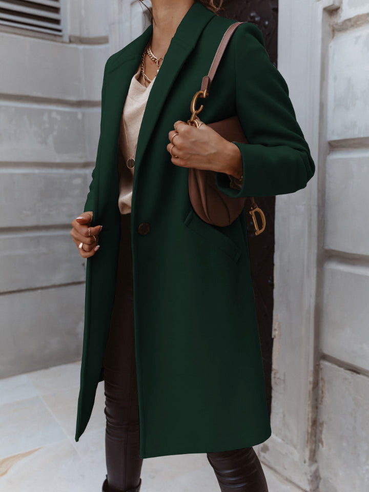 Cappotto lungo con rever e bottone