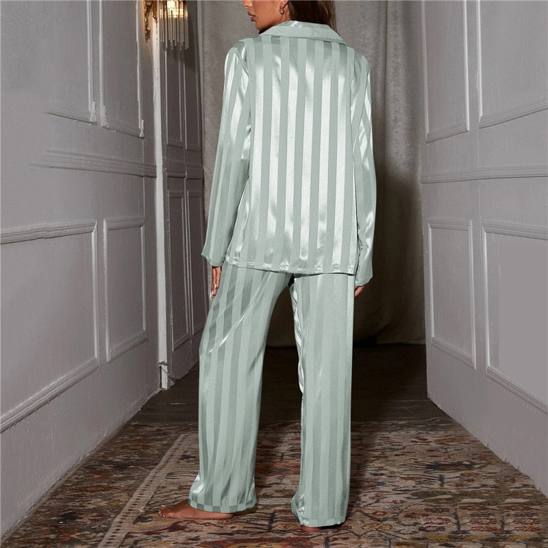 Set pigiama da donna in satin a due pezzi – pigiama a maniche lunghe con abbottonatura e pantaloni per notte e relax