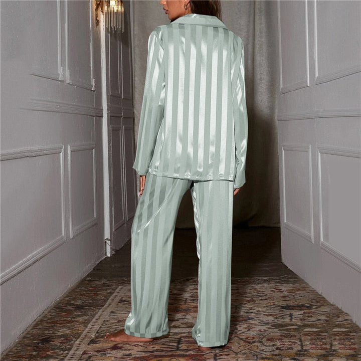 Set pigiama da donna in satin a due pezzi – pigiama a maniche lunghe con abbottonatura e pantaloni per notte e relax