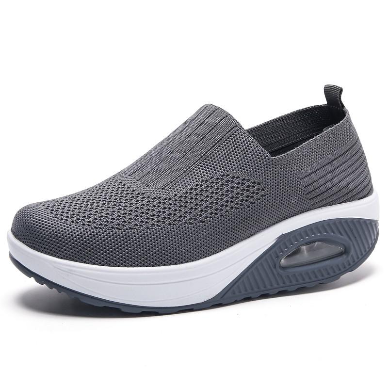 Slippers with air sole