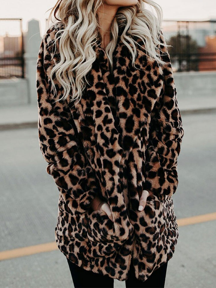 Cappotto invernale leopardato
