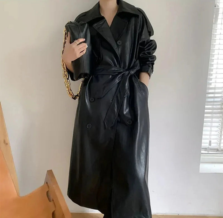 Eleganter Langer Ledermantel Mit Gürtel Für Damen | Perfekt für Alltägliche Anlässe