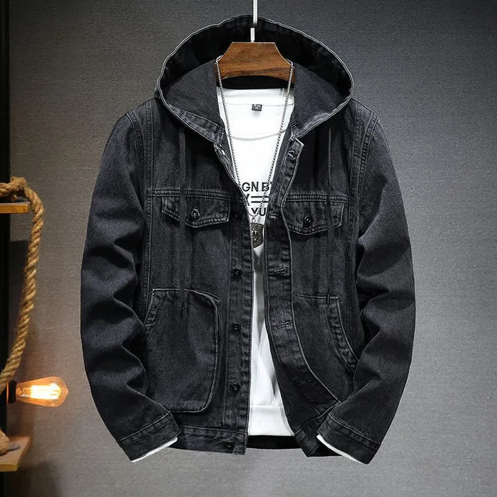 Herren Jeansjacke mit Kapuze – Streetstyle Denimjacke mit Taschen im Layer-Look