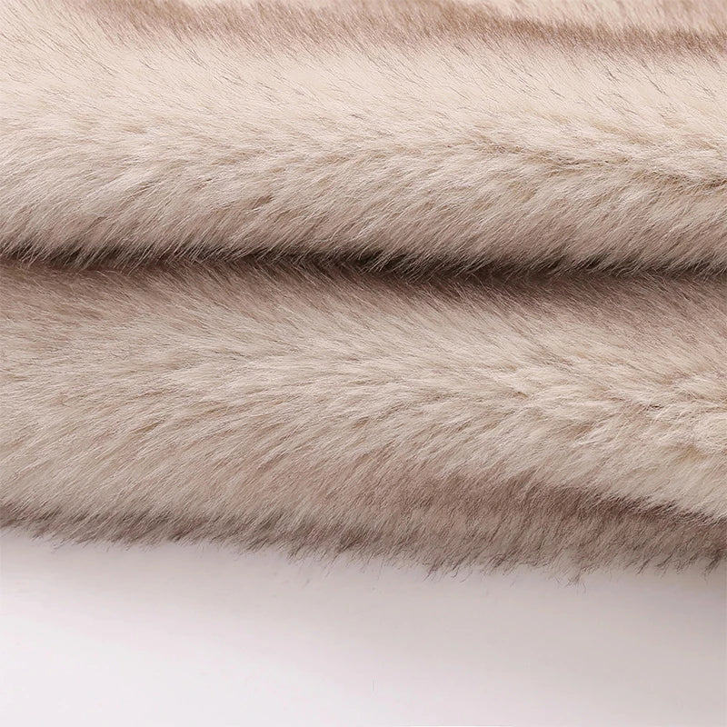 Mila - veste courte pour femmes en fausse fourrure