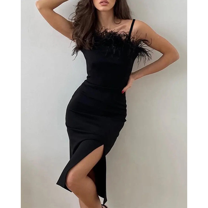 Vestito con piume