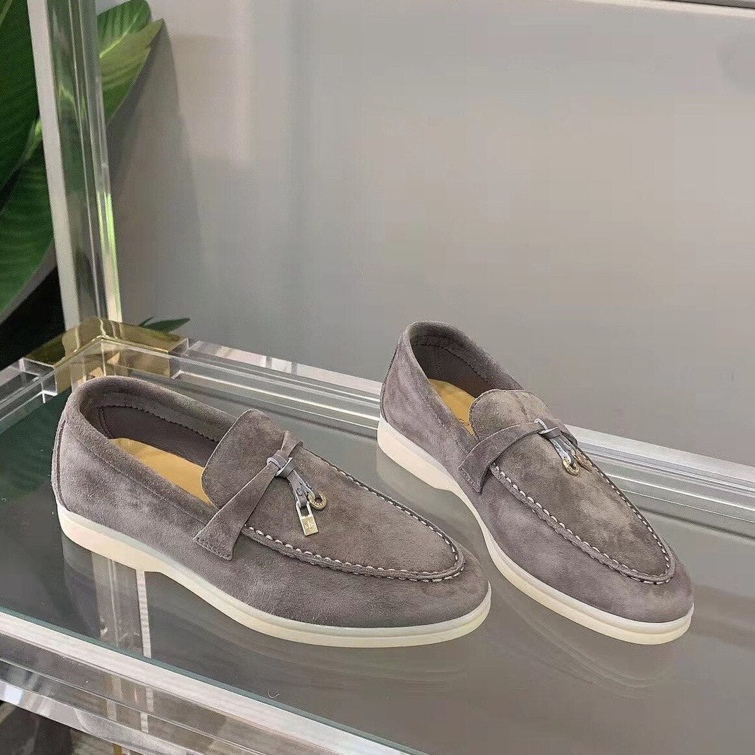Sara Suede Loafers | Klasyczny i elegancki design, który z pewnością przyciąga uwagę