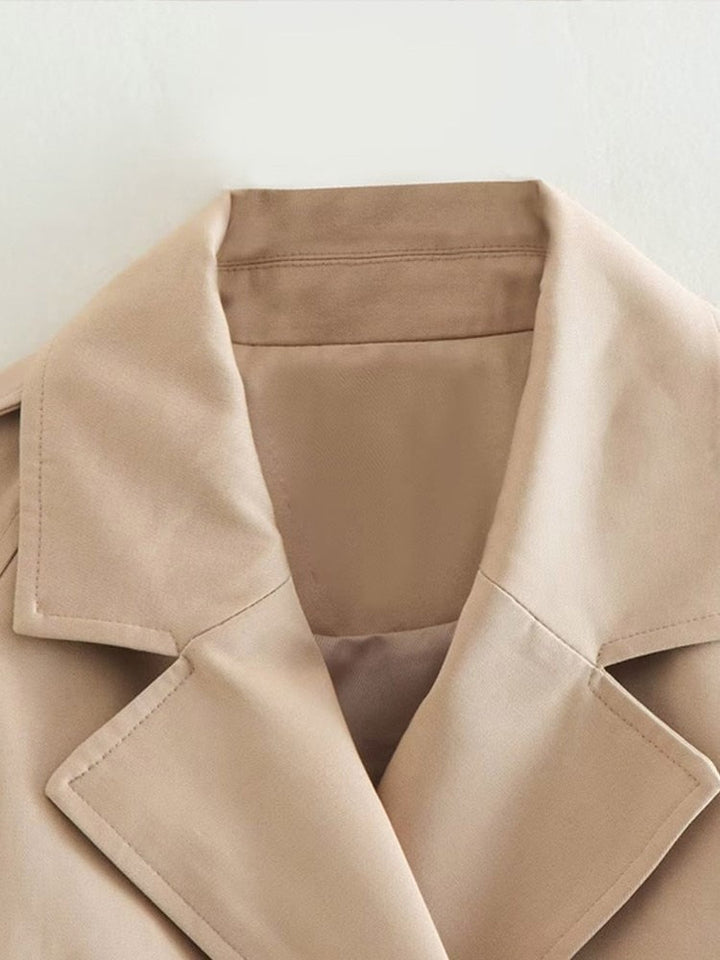 Theresa - Trench corto beige per apparizioni eleganti