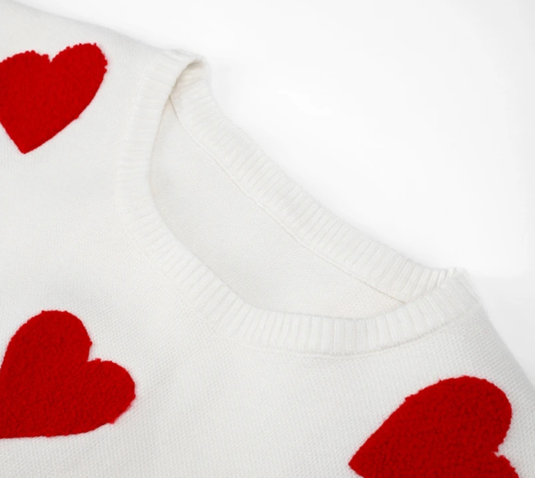 Cuore | Maglione da donna morbido con ricamo d'amore