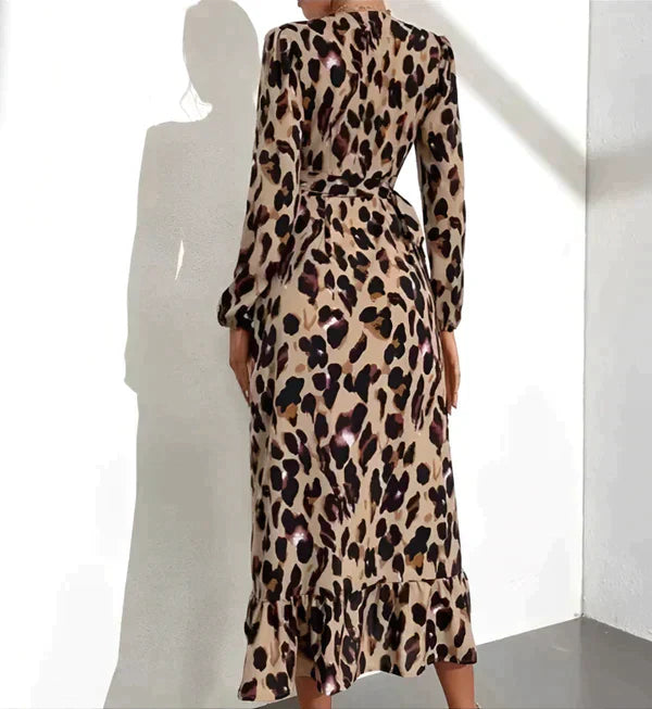 Robe portefeuille à motif léopard – robe midi avec décolleté en V et manches longues