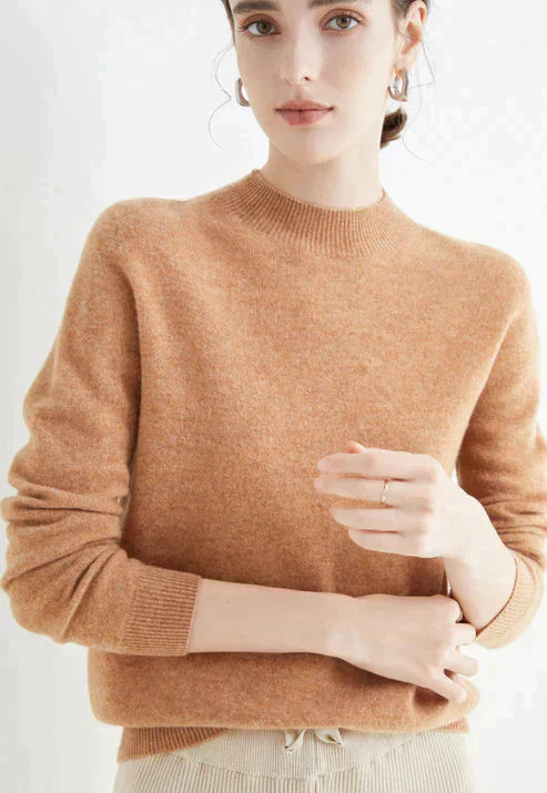 Many | Elegant turtleneck sweater for women