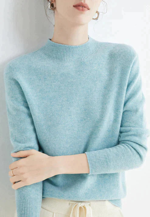 Many | Elegant turtleneck sweater for women