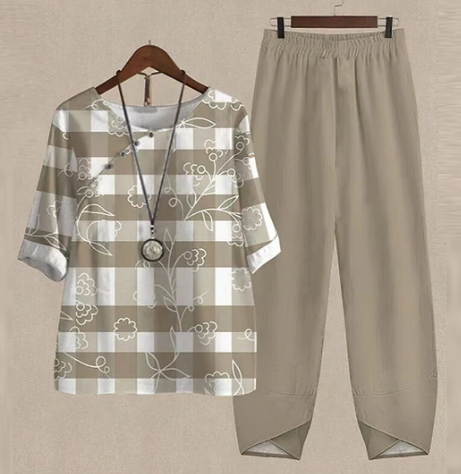Zweiteiliges Damen Set mit Schmetterlingsdruck – Bequemes Freizeit-Outfit mit Oberteil & Hose für Alltag, Homewear & Urlaub