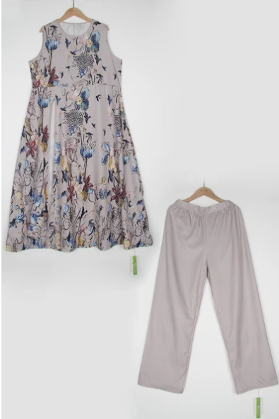 Tuta senza maniche da donna con sovrapposizione floreale – Elegante pezzo unico con gamba ampia e design fluido – Outfit per eventi, estate e moda da sera
