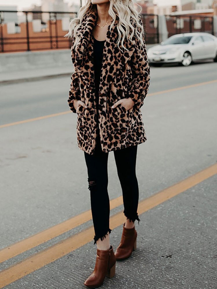Cappotto invernale leopardato