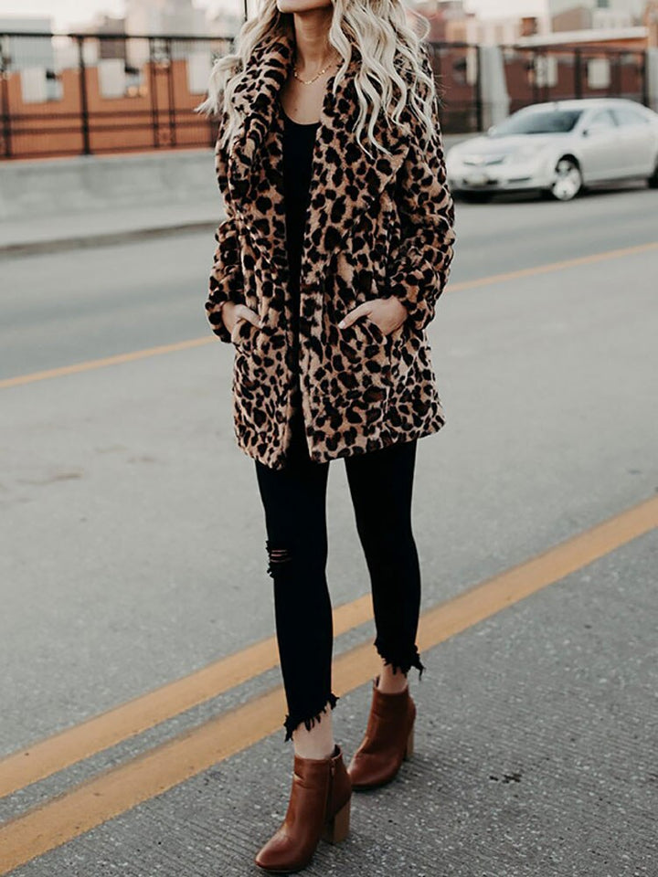 Cappotto invernale leopardato