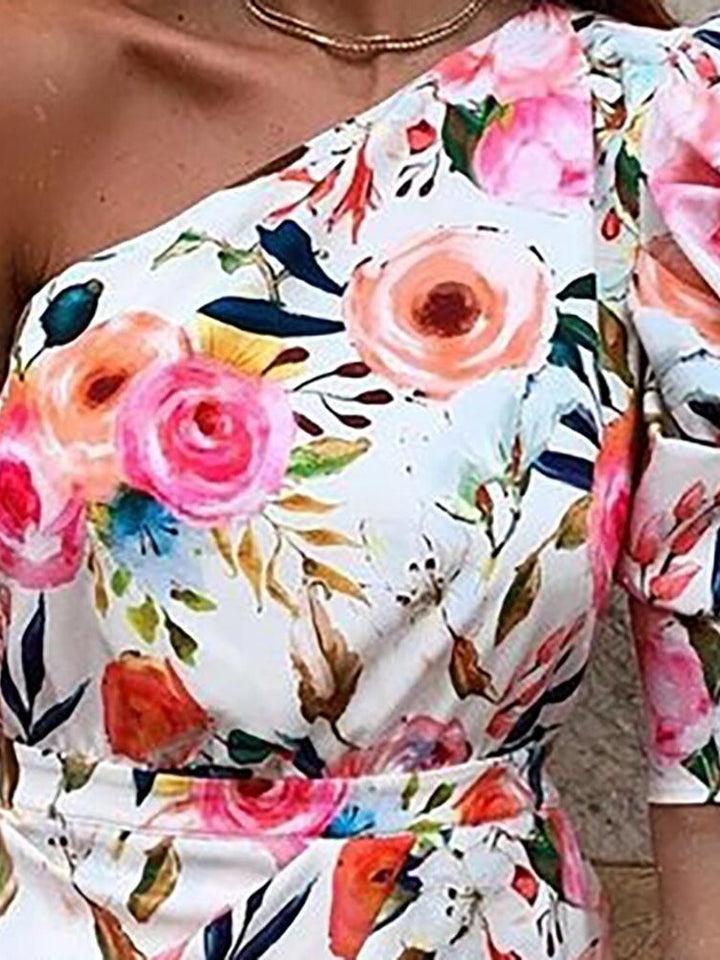 Robe à une épaule avec imprimé floral