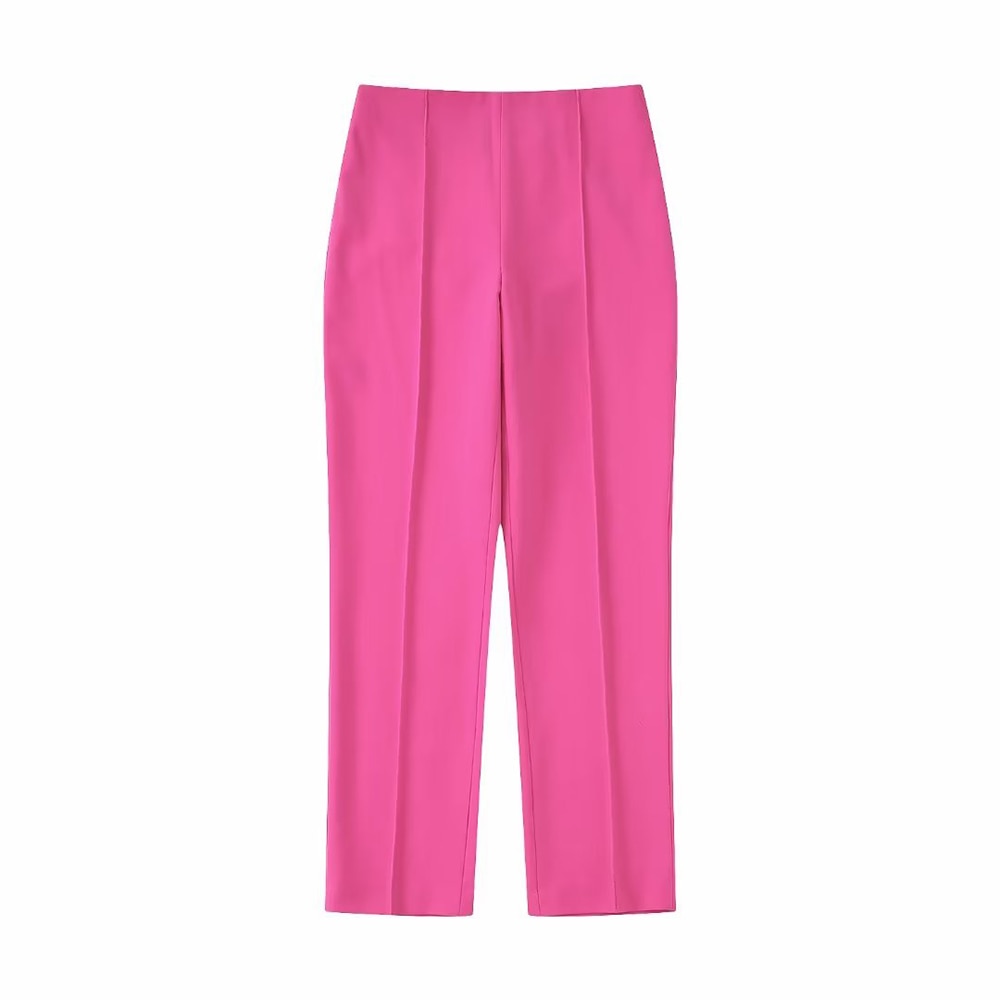 Abito rosa con piume